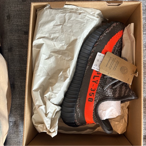Adidas Size 4.5 US - Yeezy Boost 350 V2 - Picture 5 of 7